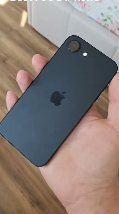 Iphone 17 e ЧИСТО НОВ