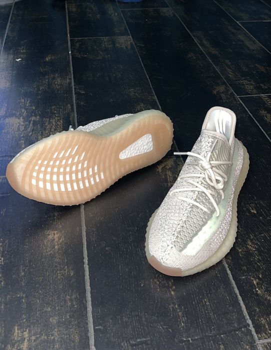 Adidasi Adidas Yeezy Boost 350 V2