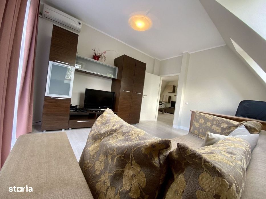 Apartament 5 camere pe 2 nivele, 174 mp utili, in Andrei Muresanu