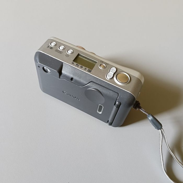 Olympus Mju Zoom 70 Deluxe, Canon Prima Zoom 80u, Rollei Prego  115 - aparate foto film 35mm