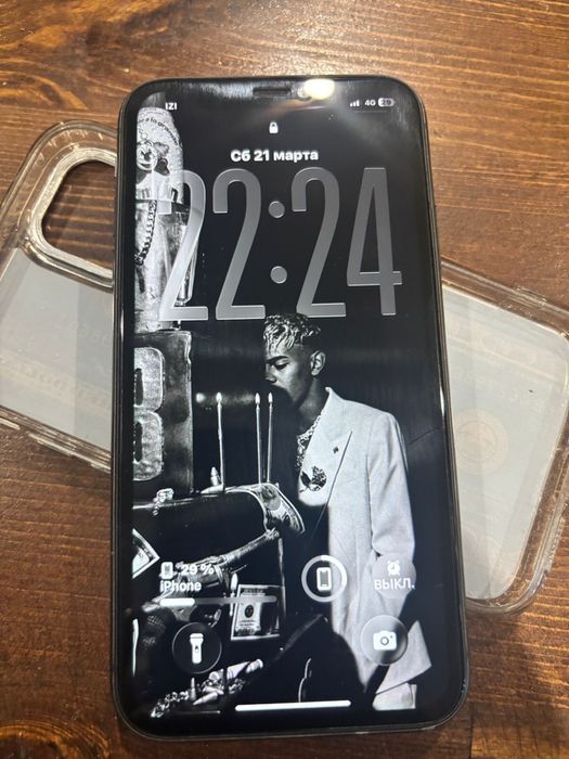 Айфон 11 Емкость 76% Память 64гб