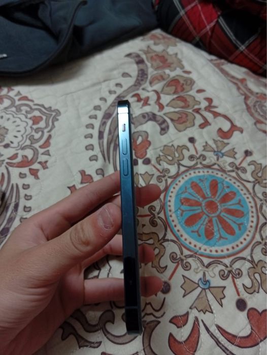 В Продаже Iphone 12про в хорошем состояние
