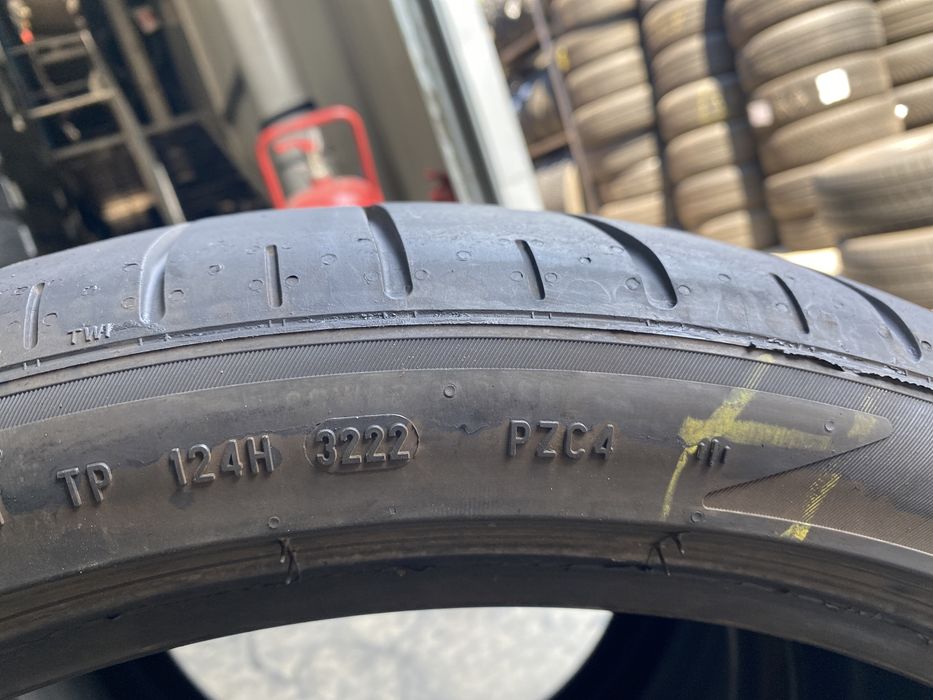315/30/21 Pirelli Vara