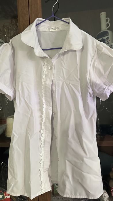 Продам школьные рубашки на девочку