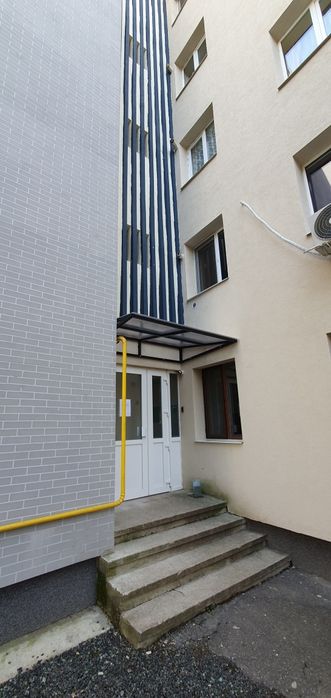 Copertina / marchiza metalică pentru balcon/terasa  700/400m