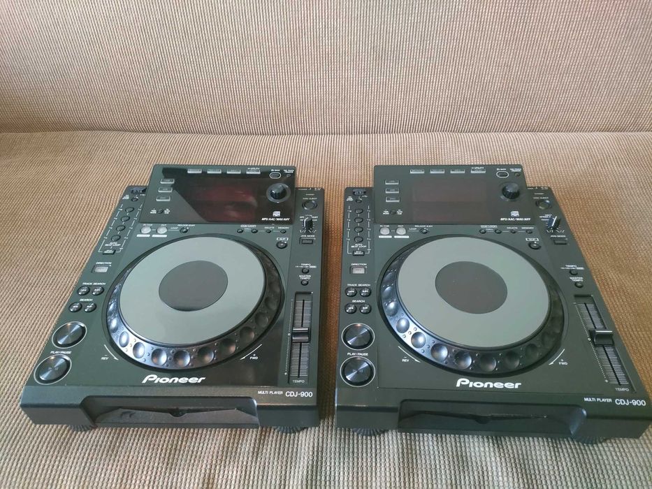 2 cd playere Pioneer cdj 900 cdj 2000 Nexus 2 Cluj-Napoca • OLX.ro