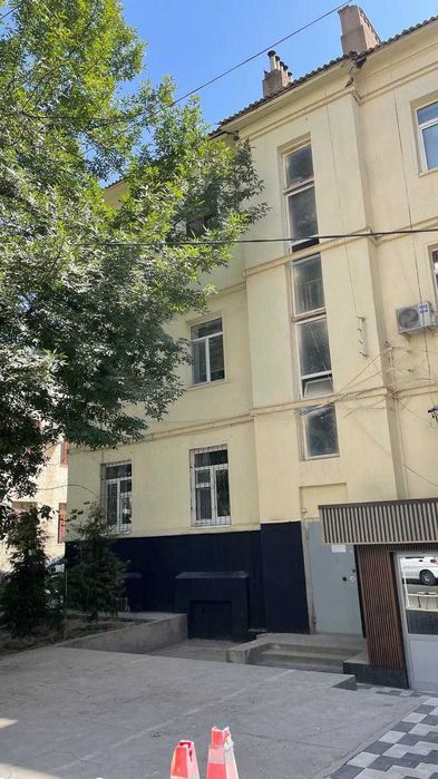 Продаётся квартира 3/3/3 Мирабадский район