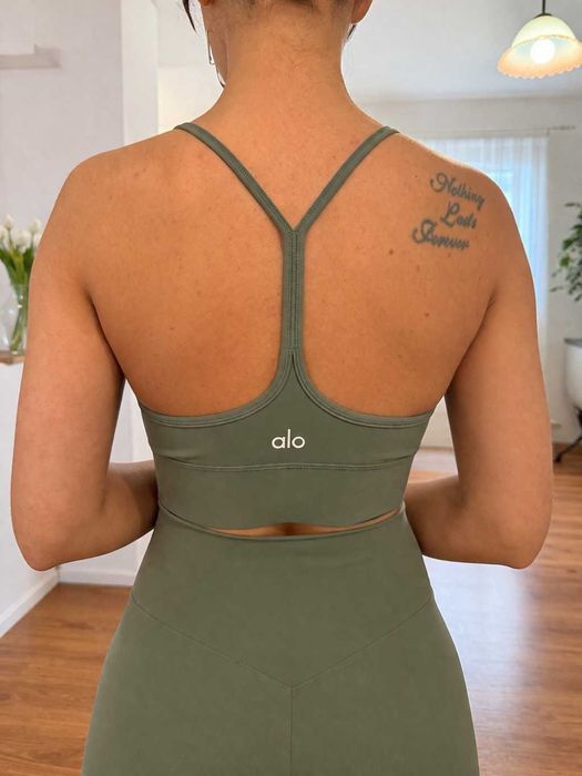 Спортен сет от две части ALO