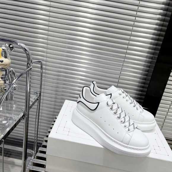 Alexander Mcqueen alb