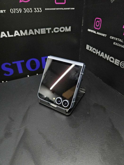 Samsung Galaxy Z Flip 6 Mint, 12GB RAM, Capacitate de Stocare 512GB