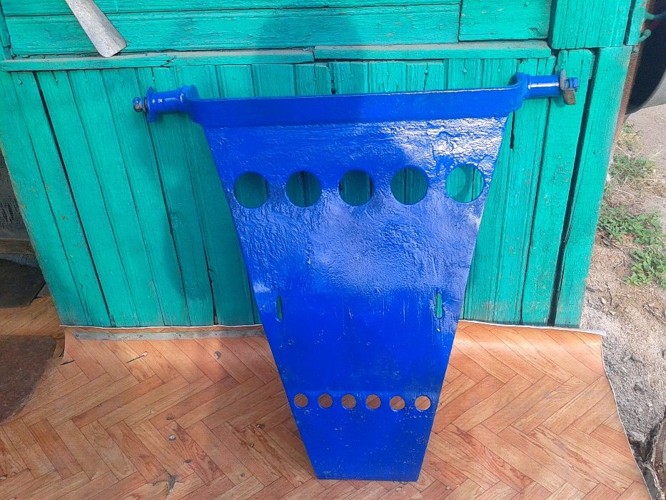 продам мощную защиту картера стояла на москвиче может ещё куда пойдёт