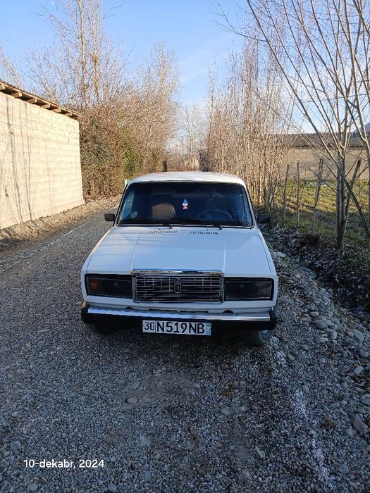 Moshina holati zoʻr,noldan qip terilgan