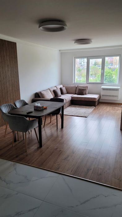 Продава се Четиристаен апартамент в Бургас, Меден рудник - зона Д - 159 кв.м за 1258 €/кв.м - Снимка #1