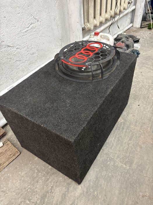 Продам саб Alphard Hanibal FX30D2