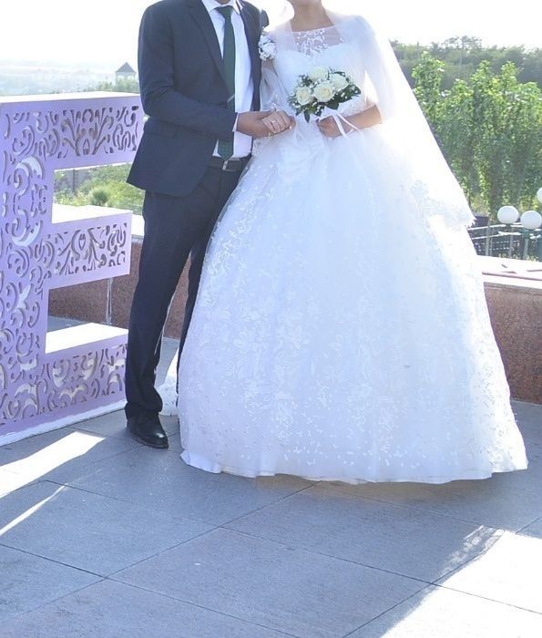 Свадебное платье