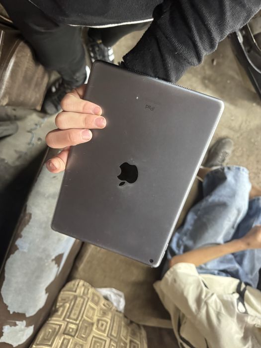Ipad 7 gen 2019 с минусом