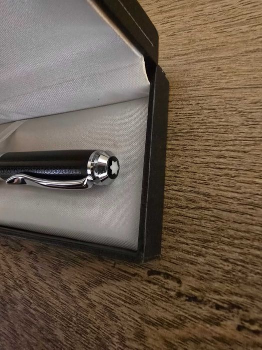 Mont Blanc нова оригинална писалка химикалка