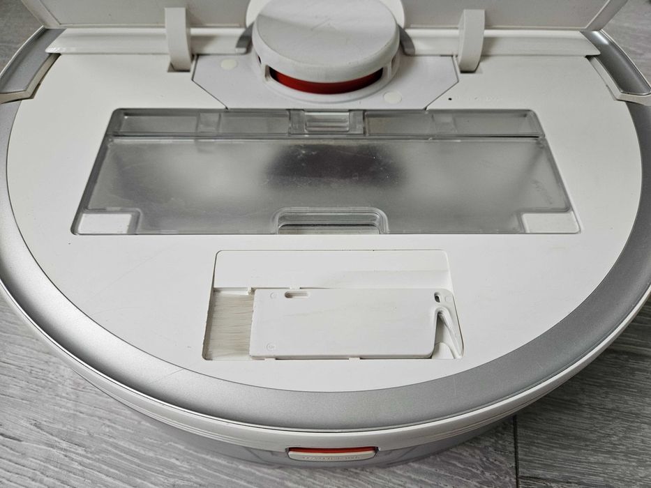 Roborock S5 Max прахосмукачка робот + резервни части