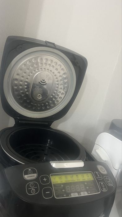 Продам мультиварку