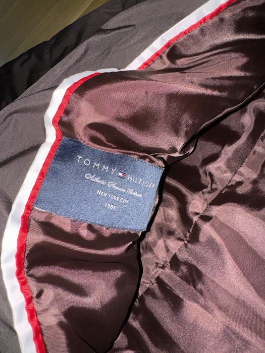geaca lunga cu blanita Tommy Hilfiger