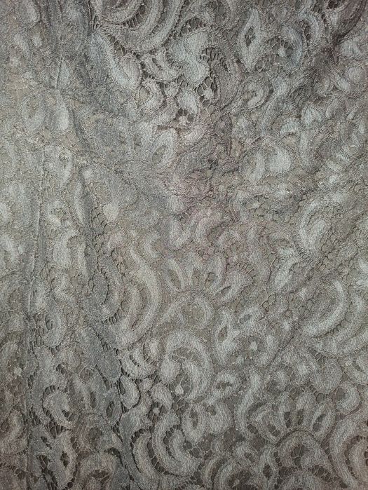 Стильное платье для кормящих мамочек