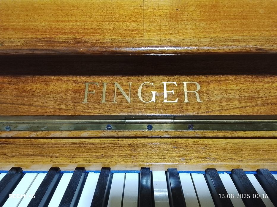 Продаётся фортепиано