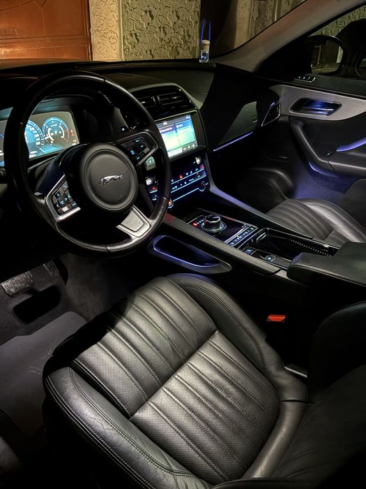 Vand Jaguar F-Pace,240CP