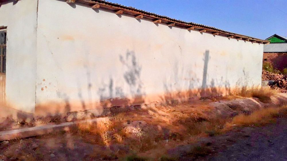 Xovlilik uy sotiladi zudlik bilan