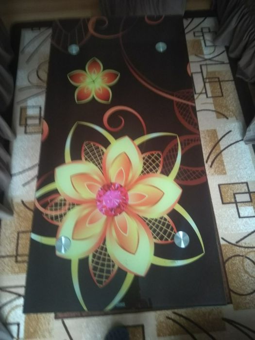 Маса за хол с размери 110/55/45