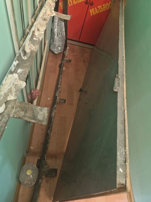 Железный дверь