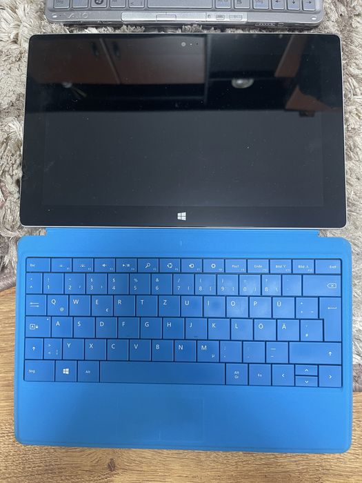 Laptopuri, tablete si telefoane functionale