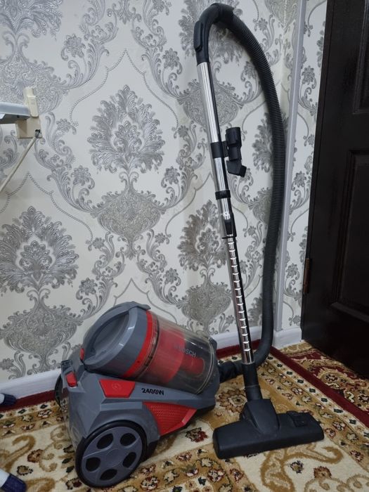 Пылесос Bosch-2400-W