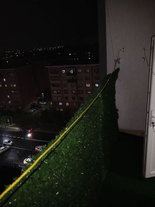 Sergeli 9- hudud 3- bekat yonida