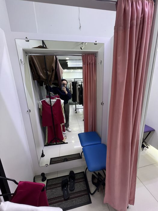 Продаются две примерочные