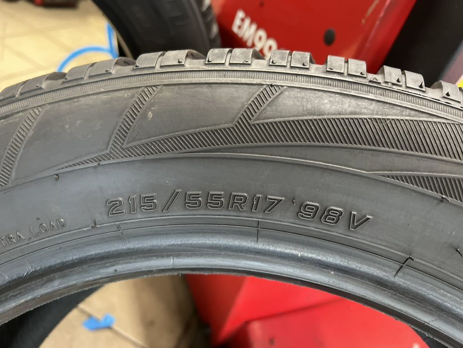 Зимни гуми 215/55 R17 Falken