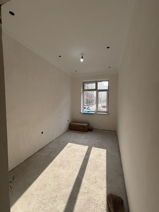 Кадышева 3/1/7 кирпичный дом 83квм  иззат все разделно!