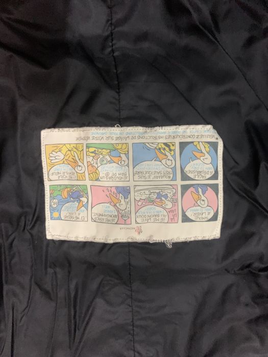 Vând geaca moncler dama