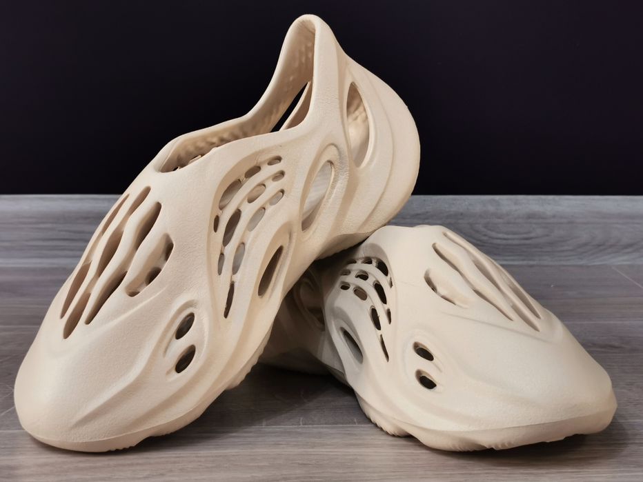 Yeezy Foam Runner Sand
