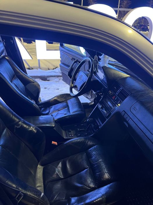 Mercedes-Benz W202 2.8