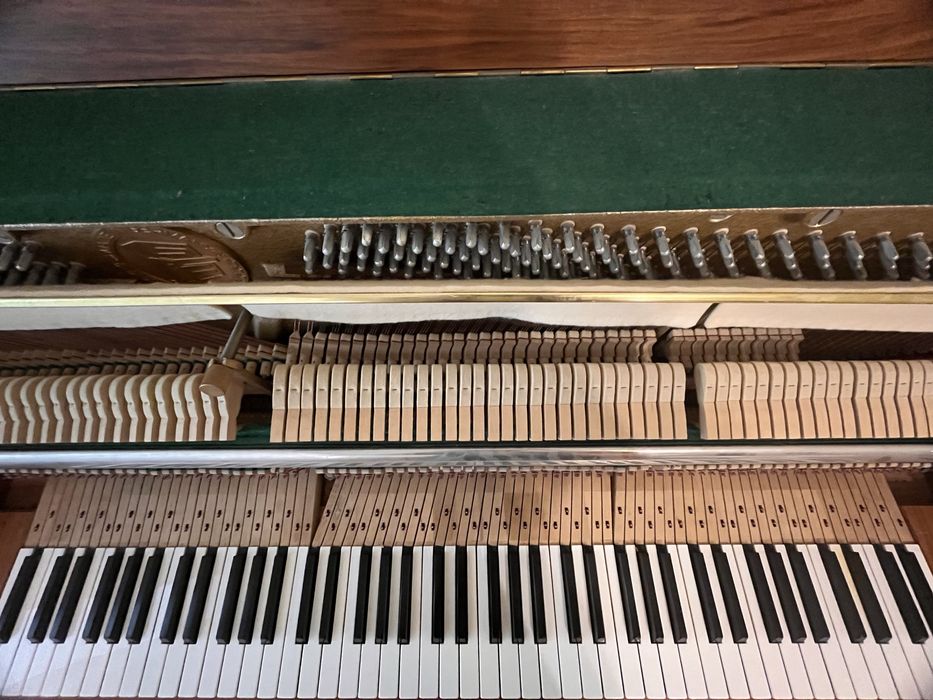 Vând pianină Zimmermann - instrument acustic