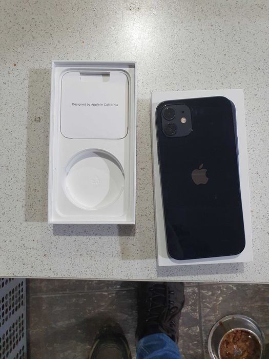 Iphone 12 black 128gb baterie 100 la100