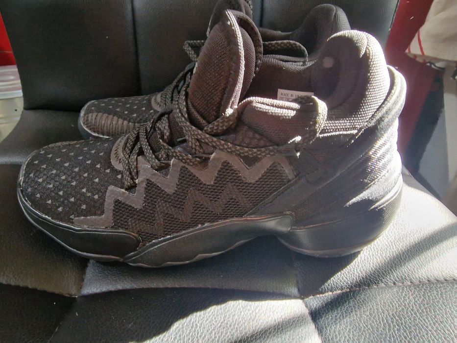 Adidas negri noi  38 și 38 2/3 D.O.N. issue 2