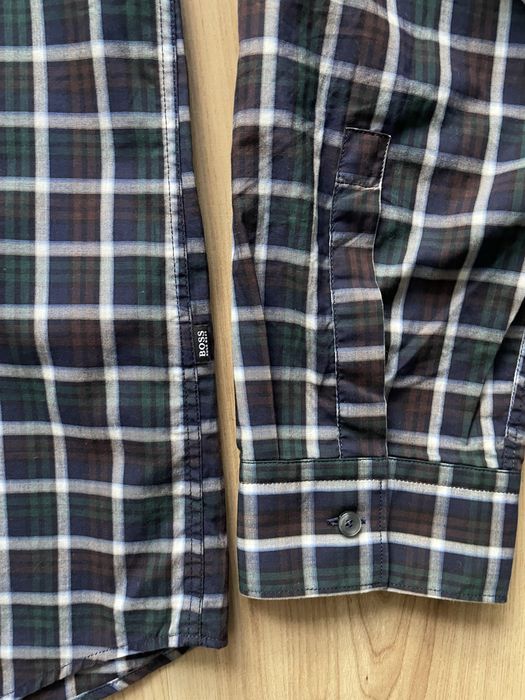 HUGO BOSS / мъжка риза XL