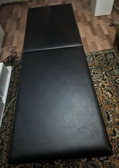 Продам. Кушетка чемодан