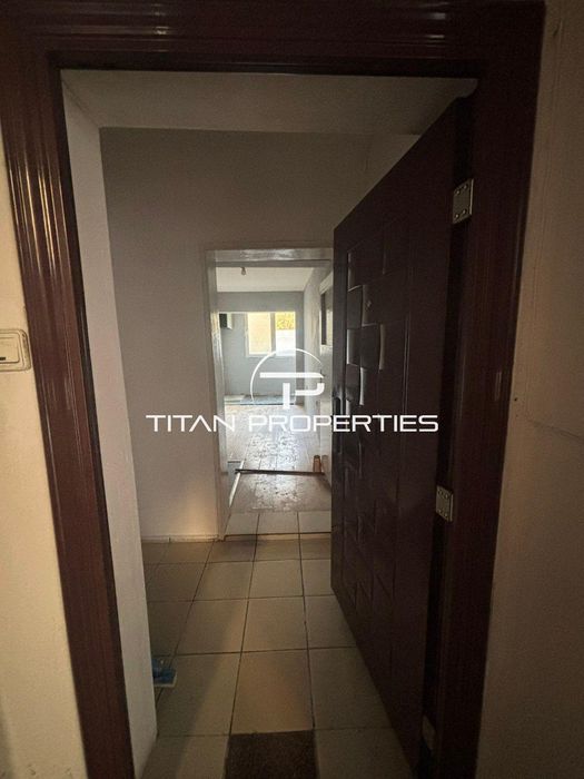 Продава се Двустаен апартамент в Бургас, Възраждане - 40 кв.м за 1059 €/кв.м - Снимка #3