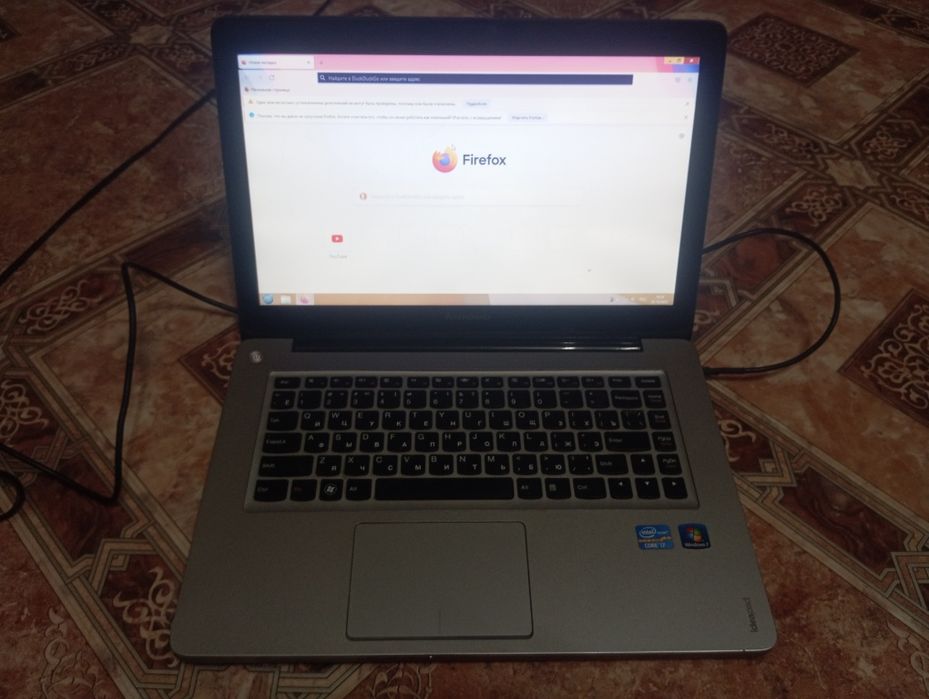 Ноутбук Леново _