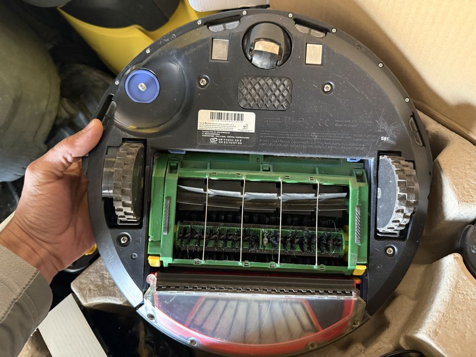 * iRobot 581 оригинальный робот пылесос из США с новым аккумулятором