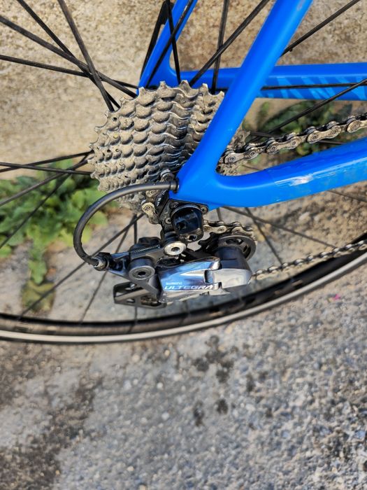 Карбонов Canyon Ultimate 7.3кг. S размер Шосеен ULTEGRA SHIMANO Group set DT Swiss 1600pPR Перфектен