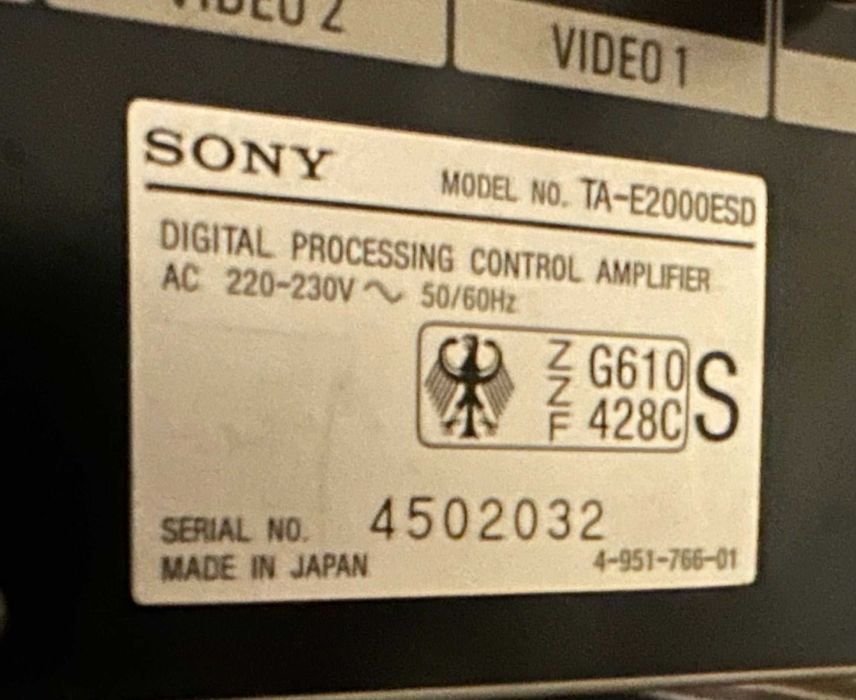 Sony TA-N330ES + TA-E2000ESD - висок клас усилвател и звуков процесор