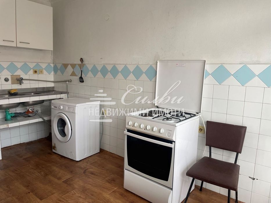 Продава се Четиристаен апартамент в Шумен, Пазара - 133 кв.м за 844 €/кв.м - Снимка #7